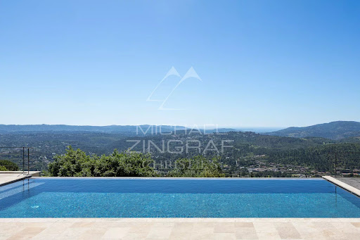 Villa with pool and terrace 2