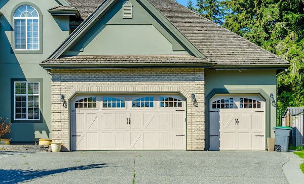 Four Seasons Garage Doors photo 3