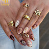 LUXURY NAIL BAR
