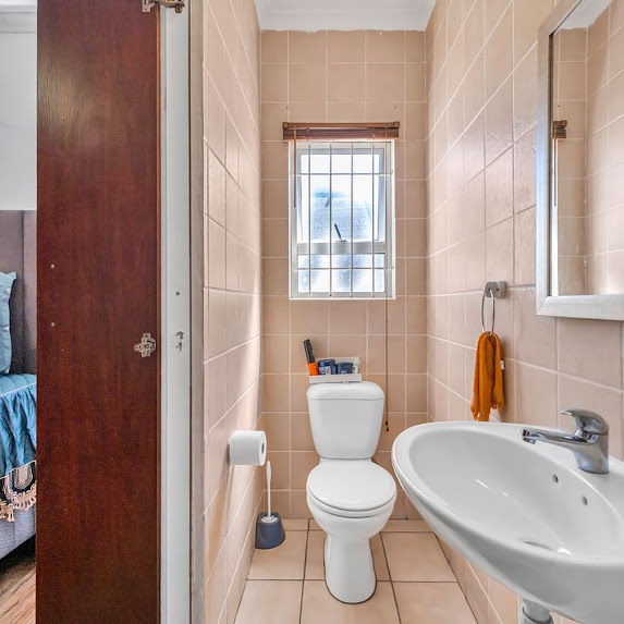 Bathroom Deep Cleaning Services Kuils River