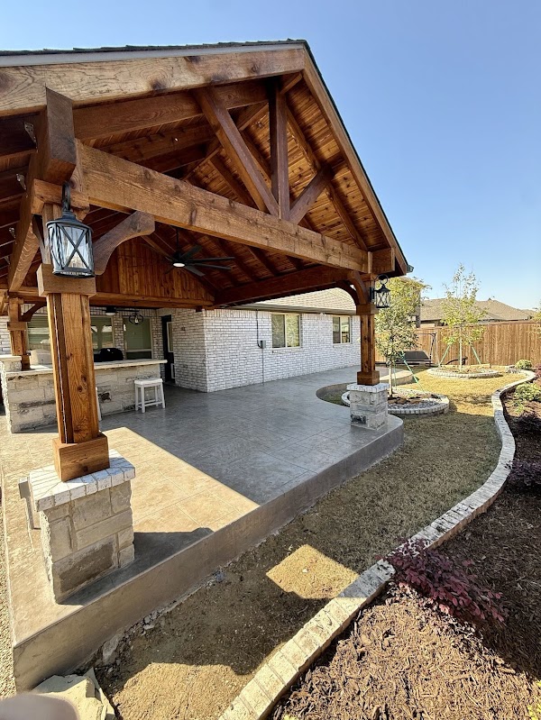 Beautiful Backyard Living photo 1