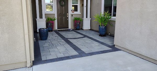 Bella Vista Diamond Interlocking Pavers photo 1