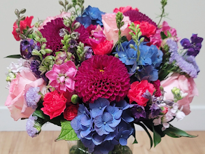 Irvine Florist Marketplace 8