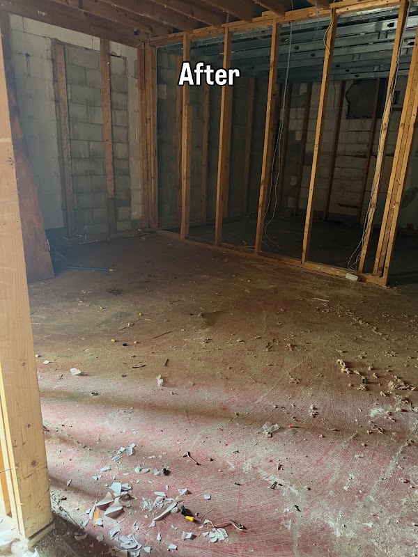 P's & Q's Pickup - Junk Removal photo 1