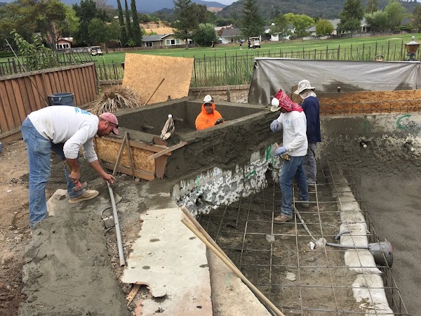 SJ Pools, Inc. photo 1