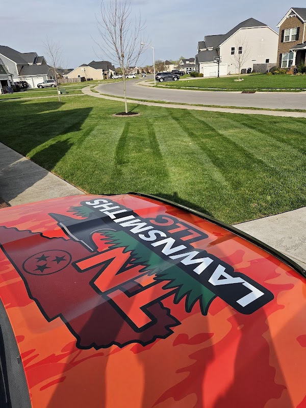TN Lawnsmiths, LLC photo 4