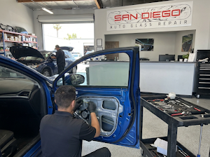 San Diego Auto Glass Repair 5