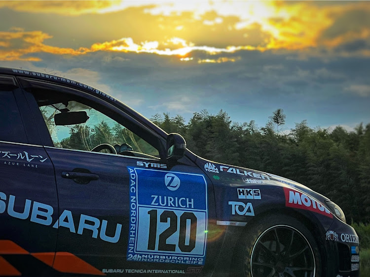 インプレッサ WRX STIの日本平・仕事終わりに・ガンダム・ガンダムブレイカー4・オリジナルガンダムに関するカスタム事例の投稿画像1枚目