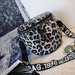 Black leopard print