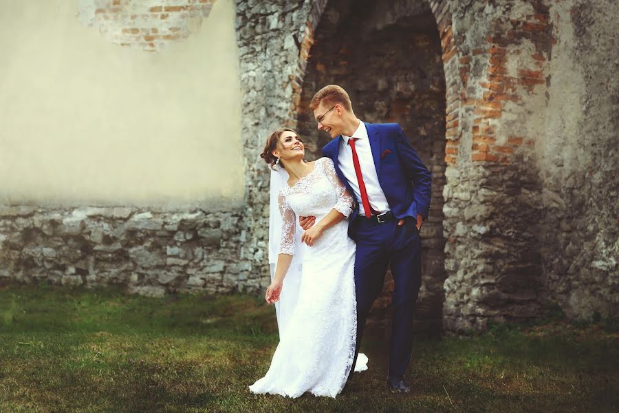 Fotógrafo de bodas Natalya Dacyuk (golubka). Foto del 14 de noviembre 2016