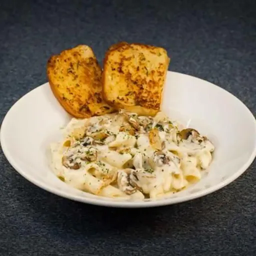 Mushroom And Garlic Pasta