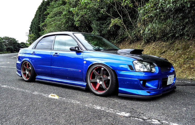 インプレッサ WRX STIのGDB・5Dカーボンシート・クリア塗装・みずあか・ウォータースポットに関するカスタム事例の投稿画像1枚目