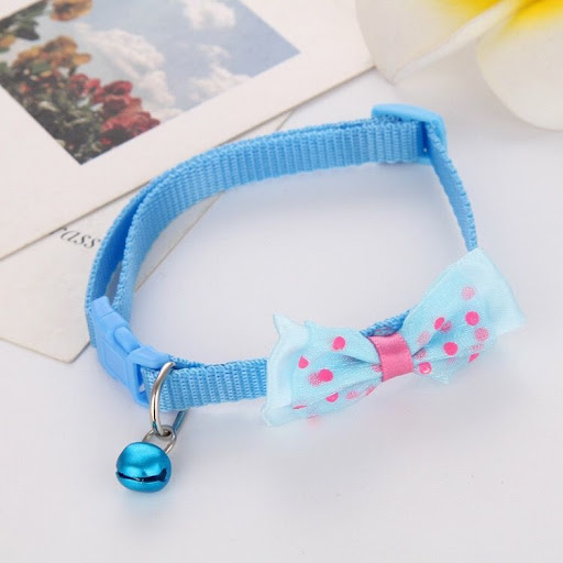 Title 4, Pet Bow Bell Collar a safe and fun accessory he...