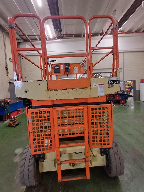Picture of a JLG 4069LE