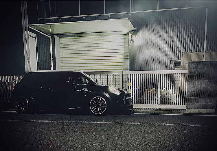 BMW ミニのf56jcw・MINI・ドライブ・絶好調　自分にとってのお薬に関するカスタム事例の投稿画像1枚目