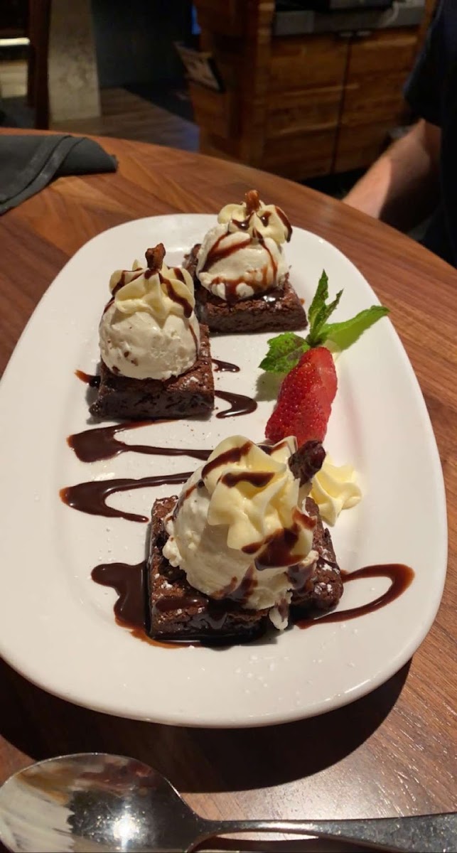 Gluten free brownie sundae