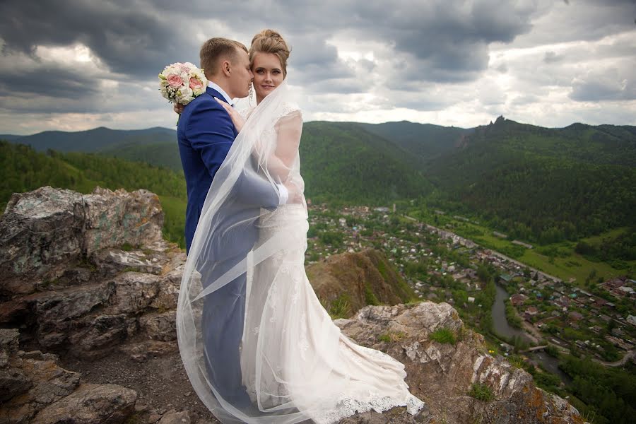 Wedding photographer Irina Moskalenko (irina90). Photo of 14 June 2017