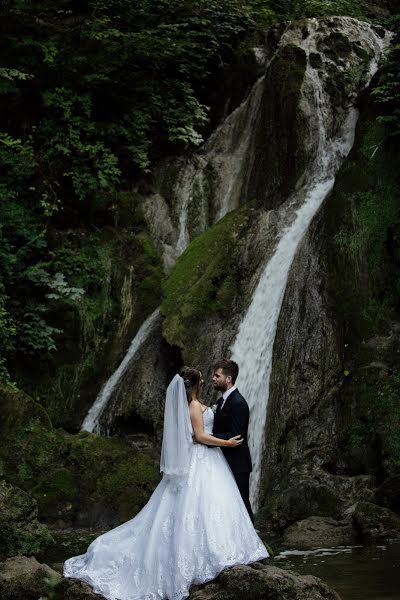 Fotógrafo de bodas Richard Komaromi (komaromifoto). Foto del 3 de enero 2021