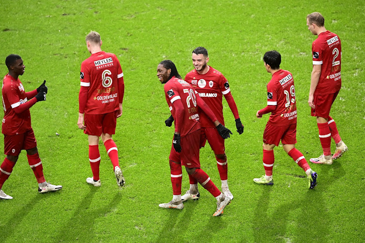 Extra dagje vrij voor Antwerp-spelers waar zoektocht om trainer verder gaat