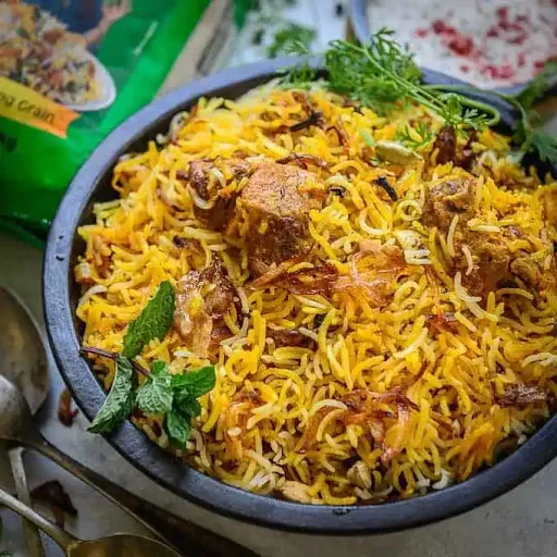 Hyderabadi Mutton Dum Biryani With Raita And Salan