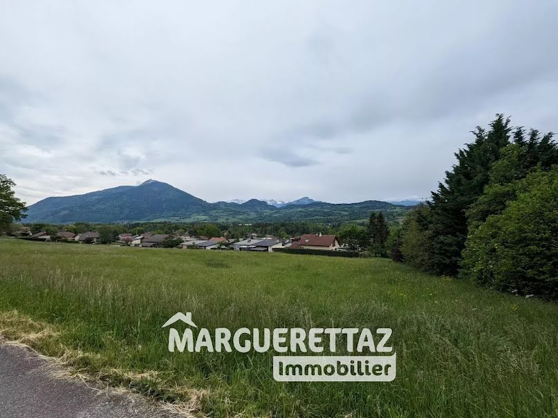 Vente terrain  655 m² à Viuz-en-Sallaz (74250), 199 500 €