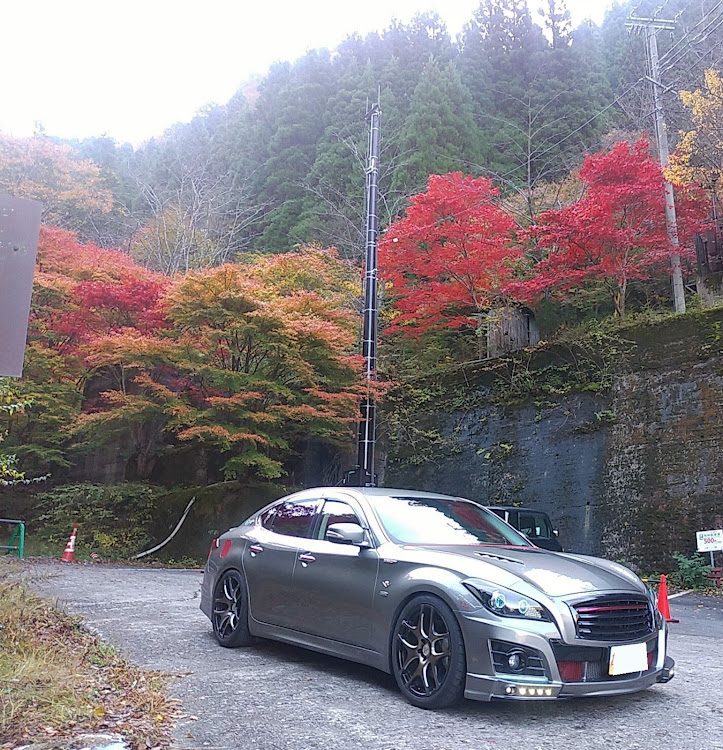 フーガのみたらい渓谷・奈良県吉野郡天川村・11月5日(土)・車で撮れる紅葉スポット(早朝に限る)・紅葉🍁スポットに関するカスタム事例の投稿画像5枚目