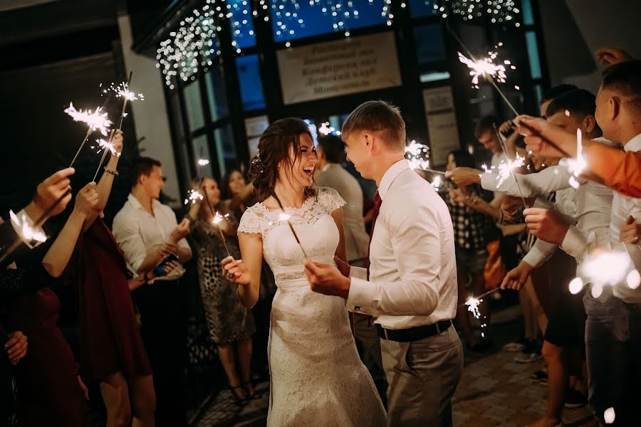 Fotógrafo de bodas Vera Cayukova (tsayukova). Foto del 30 de septiembre 2018