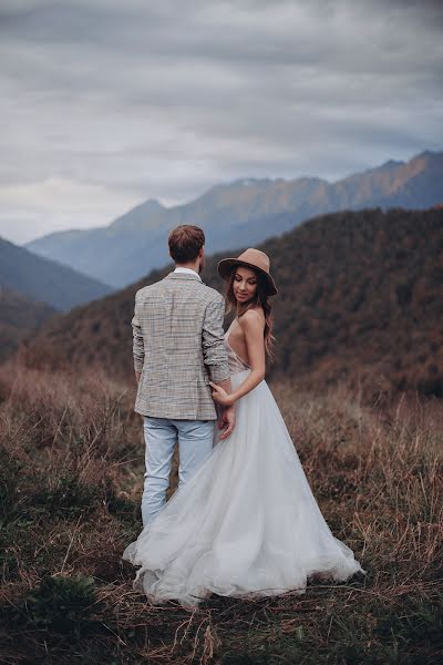 Fotografo di matrimoni Valeriya Uzhkuris (byvaleri). Foto del 14 novembre 2018