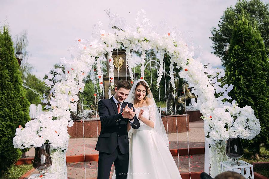 Wedding photographer Anna Rudanova (rudanovaanna). Photo of 18 June 2018