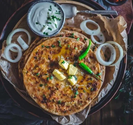 10" Mutton Keema Mattar Parantha +Achar,White Butter,Mint Chutney,Dahi