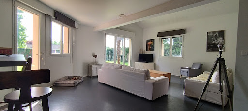 House with pool and garden 4