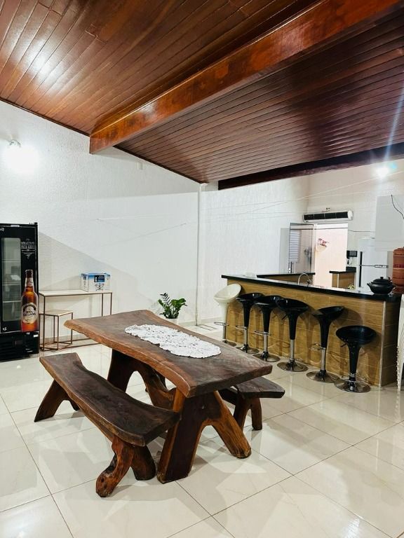 Casa com 4 dormitórios sendo 2 suítes à venda, 205 m² por R$ 419.990,00 - Beija-Flor - Uberaba/MG