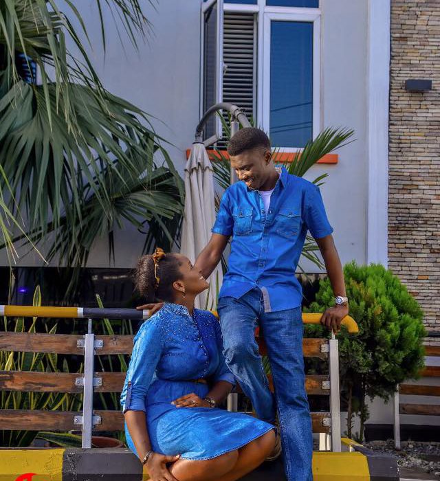  Mention any business in Nigeria, especially wedding photography, and people would effortlessly refer you to Lagos as the main destination for finding the best coverage.  Arguing that would be a topic for another day.  Today, I want to prove to you that there are amazing wedding photography studios in Port-Harcourt, Rivers State.  To back my prove, I’d highlight 3 amazing wedding photography coverage delivered by Visual Plus Studios, a Port-Harcourt based professional photography and imaging solutions provider.  While it’s difficult to rival Lagos – because that’s the economic hub of the entire Africa, this wedding photography coverage would reveal to you that there are expert photographers delivering top notch wedding photography services on Port-Harcourt.  1 The Blue Jeaned Pre-Wedded  It’s always a joyful sight to see young couples tie the nuts. It gives hope to other young couples anticipating the mulla as the only hindrance to follow suit.  When Meebari & Happiness decided to take their enviable love affair legal, it was necessary to have a fresh style reflected in all their wedding arrangements.  Hence, when these admirable lovebirds approached Visual Plus Studios Limited to have their prewedding photography covered, they got a fitting package to reflect their fresh style.  They got blued. Can you see a central theme in each location of shoot?  This coverage was careful to always capture a touch of green leaves, portraying that this would be an evergreen union.   2 The Traditional Blue Royals  What do real men wear again?  That question would’ve produced heated arguments, but after this fantastic blue-themed traditional wedding photography coverage delivered by Visual Plus Studios, you now should know what real men wear.  You don’t get see blue clothing adorned by traditional wedding celebrants everyday. This one right here gives real reasons why you should consider a blue color for your own wedding.  Talking about your own wedding, if you’re still on the planning stage, read a comprehensive Nigerian wedding plan guide, and also download a free wedding checklist by clicking here.  Thumbs up to the Ibos, for they know how to pick style. The decision by Nonso & Emeka to settle for a blue-themed traditional wedding left colorful and memorable prints on the hearts on all those that witnessed this one.  And Visual Plus Studios was on ground to produce the beautiful shots you see here.  The smiles on their faces while they smiled for the camera and video production crew explains the 5-star wedding photography coverage ratings this lovely pair left.  3 Reversed Over-Excitement  Who says its women who get more excited for weddings?  Such person may need to dig deep into the hearts of men in other to discover that men too love getting married, especially to the woman of their dreams, or as people normally call it, to their missing rib.  Gorgeously dressed in his spanking new Armani blue suit, Donald was proud to let the world know he had found and was excited to by tying the nuts with Boma.  The degree of excitement captured by Visual Plus Studios, as displayed by Donald for this wedding photography in Port-Harcourt says one thing:  This is a perfect definition for ‘when you find your missing rid.  People could talk for all he cares, who would, even the Bible says that he finds a woman has found a good thing.  Weddings are events enshrined by the Creator to celebrate and legalize the union of couples. They’re meant to happen to each and every one of us once in our lifetime. It is honorable for a couple to formally get wedded.  It is sweet, joyful and lovely to have those moments captured in a grand style. To achieve that, you need to take your wedding photography coverage very seriously.  Are you planning for your wedding, or know a loved one who is?  Visual Plus Studios, one of the best photography studios located in Port-Harcourt is offering a free wedding checklist to help those planning for their weddings to enjoy the process and focus their attention on other things. Download the FREE wedding checklist here.
