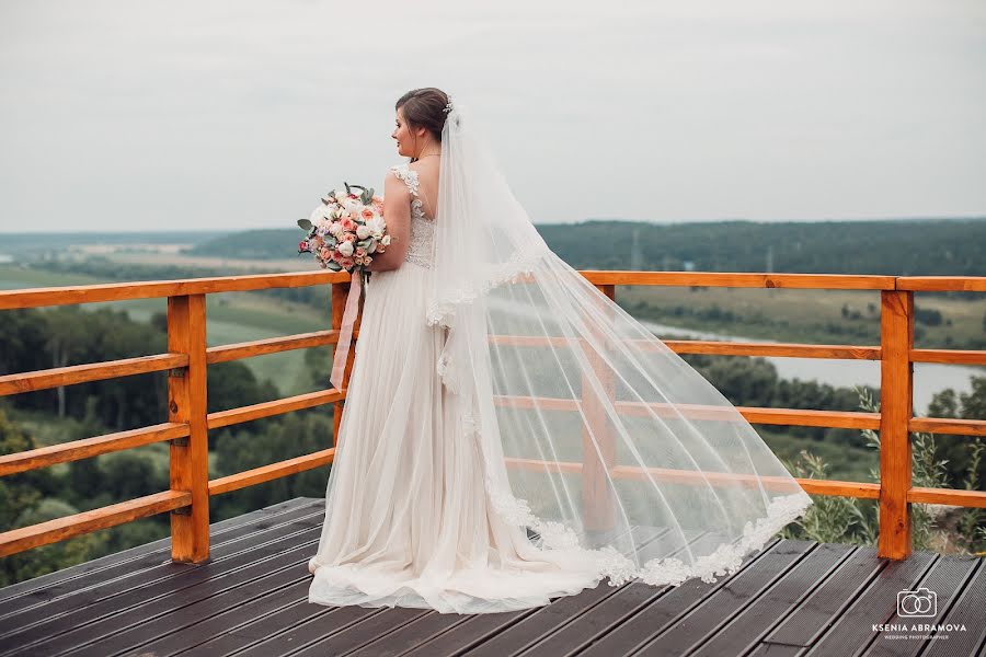 Fotografo di matrimoni Kseniya Abramova (kseniaabramova). Foto del 10 agosto 2017