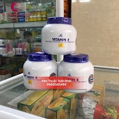 Kem Dưỡng Ẩm Body & Face Vitamin E Aron Thái Lan - Hộp 200Ml