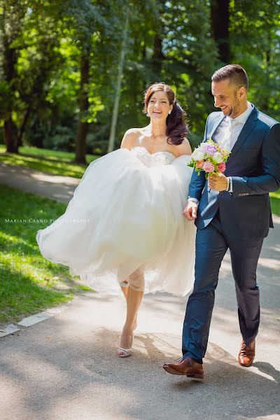 Fotógrafo de casamento Marian Csano (csano). Foto de 22 de março 2017