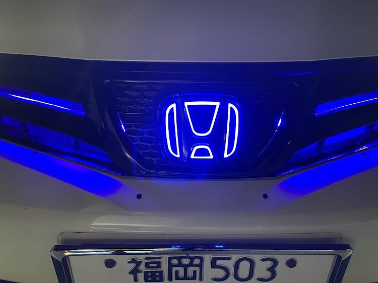 フィットシャトルの12月もよろしくお願いします・DIY・ホンダ・LEDに関するカスタム事例の投稿画像1枚目