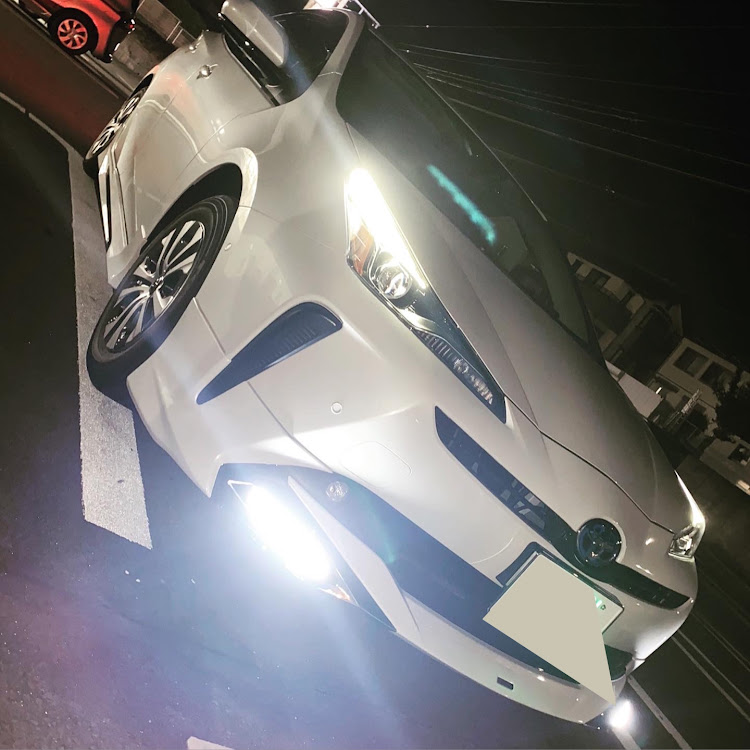 プリウスのPRIUS50・モデリスタ・メッキパーツ・嫁さん怖いに関するカスタム事例の投稿画像1枚目