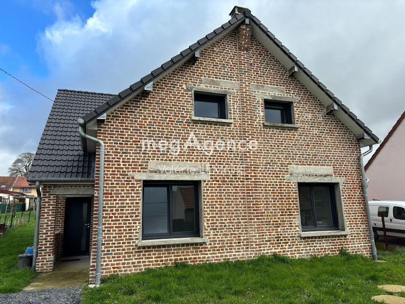 Vente maison 6 pièces 124 m² à Cléry-sur-Somme (80200), 254 000 €