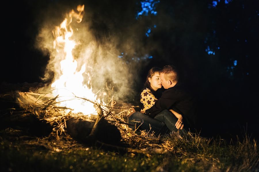 Fotógrafo de casamento Vadim Suchkov (vadimsuchkov). Foto de 8 de maio 2017