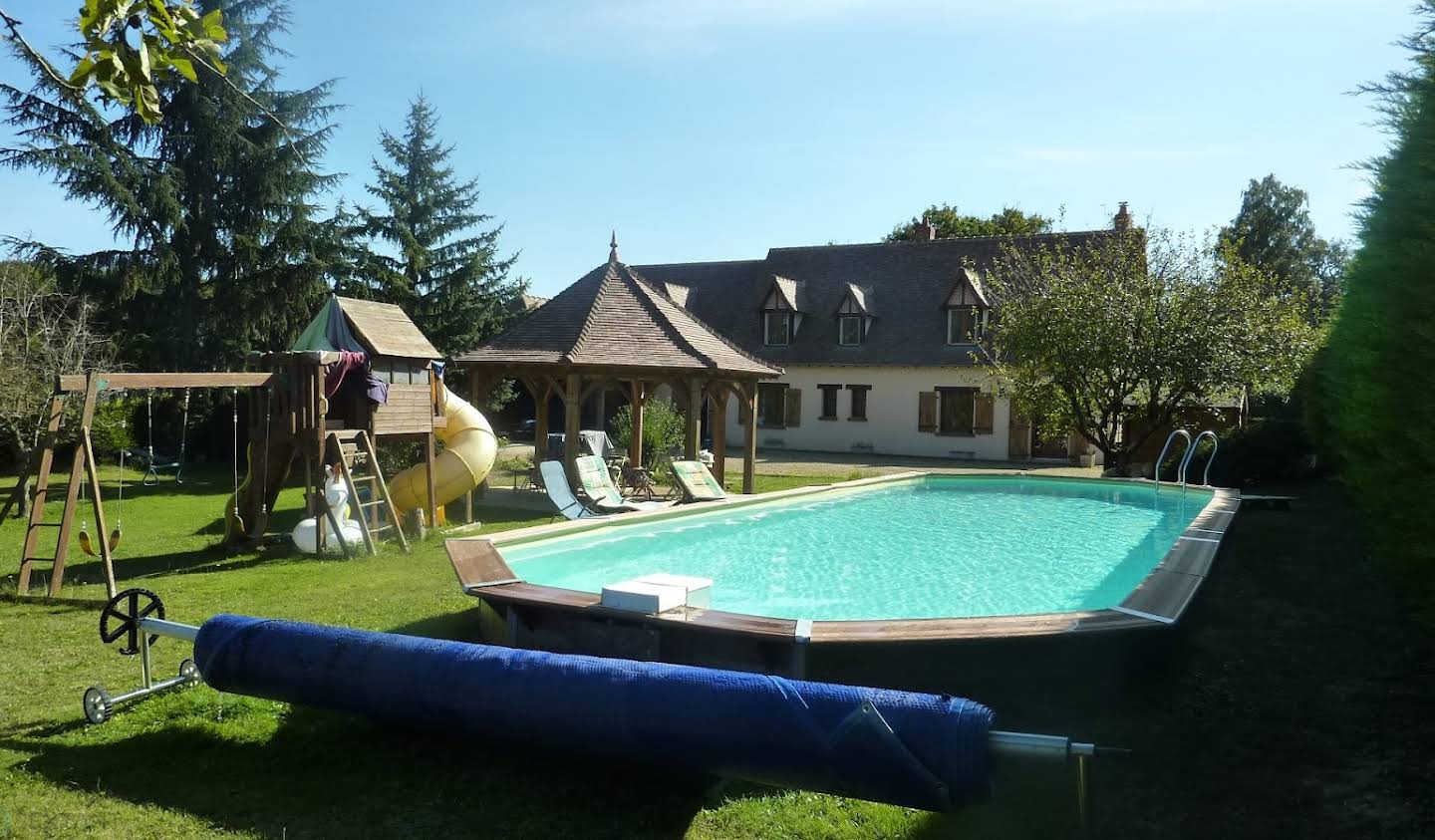 Maison avec piscine et terrasse Tours