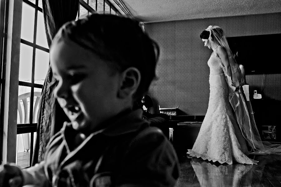 Wedding photographer Hugo Alemán (alemn). Photo of 14 September 2014