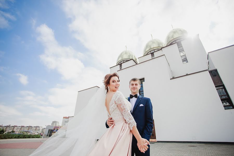 婚礼摄影师Anastasiya Ponomarenko（staseyrozen）。2017 10月24日的照片