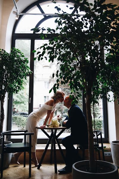 Wedding photographer Irina Popova (misterpopo4ka). Photo of 22 October 2019