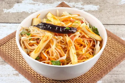 Veg Singapuri Noodles