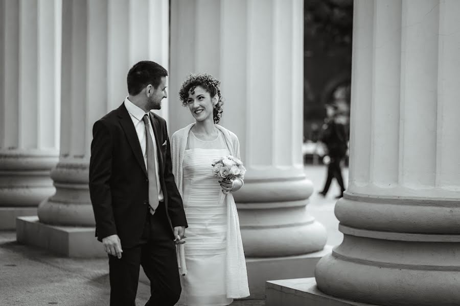 Fotógrafo de casamento Ivan Ostojic (ivanostojic). Foto de 25 de outubro 2021