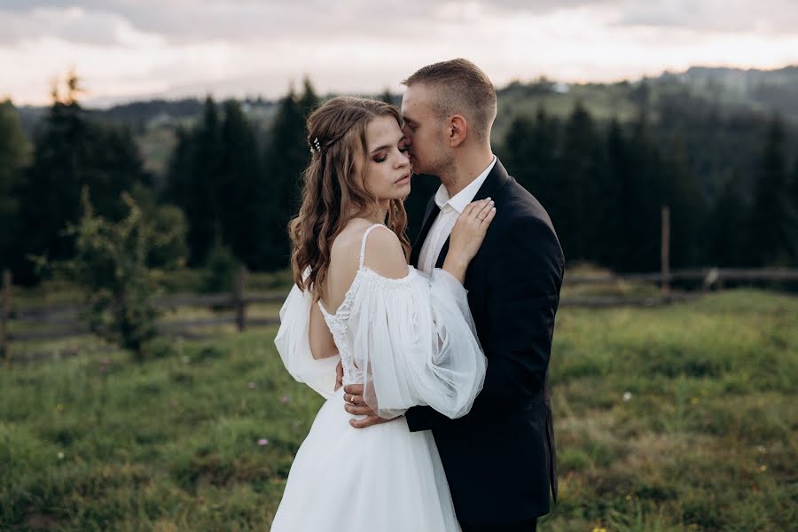 Wedding photographer Dmitriy Lavrov (lavrovdima). Photo of 9 February 2021