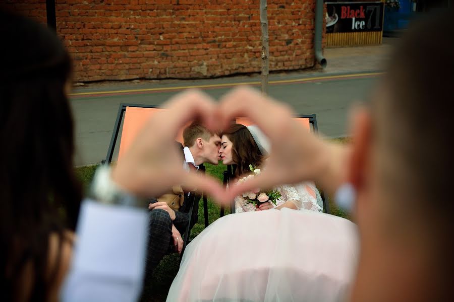 Fotógrafo de casamento Aleksey Tikhonov (tikhonovphoto). Foto de 25 de novembro 2019