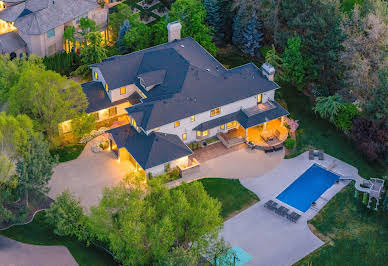 House with pool and garden 2