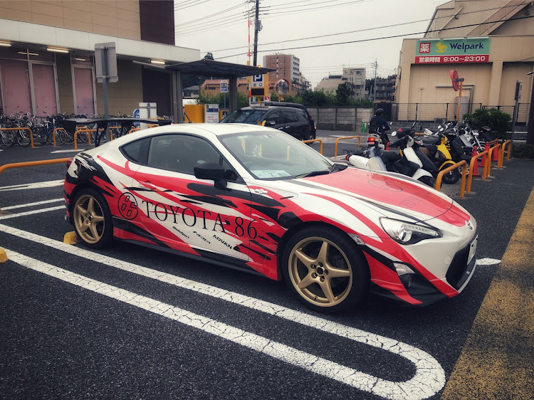 86のドライブ・送迎車・派手派手仕様進行中・ぶぉんちゃん・だいすき♡に関するカスタム事例の投稿画像5枚目